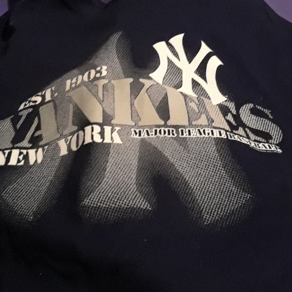 Yankee tee shirt